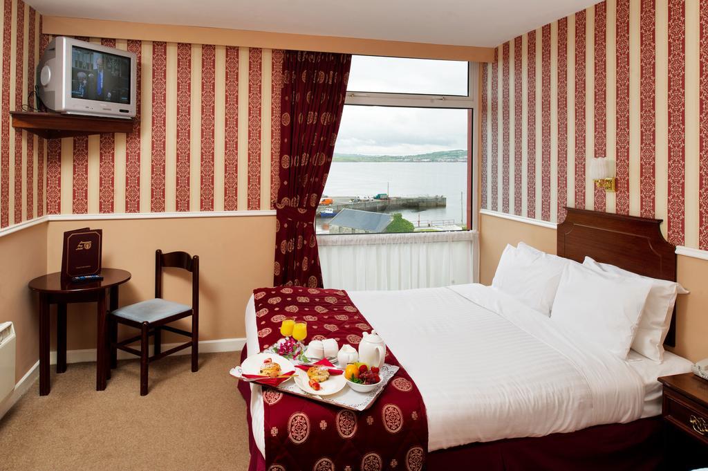 Logues Liscannor Hotel 객실 사진